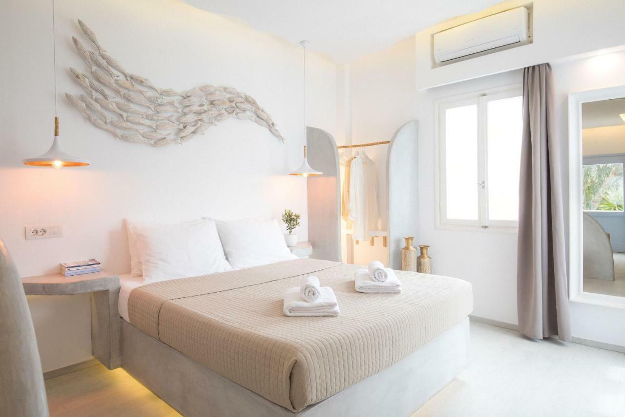 Light Blue Window Kamari Apartment Exterior foto